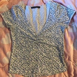 Brandy Melville blue flora top
